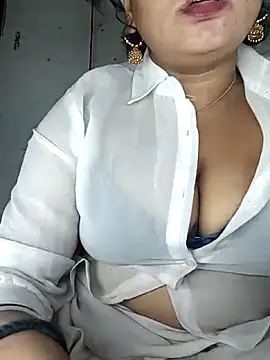 Snapshot of Delhi_Patola chatting on 04/05/26, 05:10 Delhi Patola online show from 04/05/26, 05:10