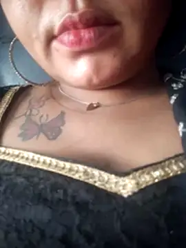 Snapshot of Delhi_Patola chatting on 04/20/26, 10:40 Delhi Patola online show from 04/20/26, 10:40