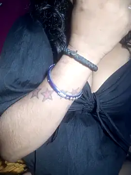 Snapshot of Delhi_Patola chatting on 04/21/26, 12:45 Delhi Patola online show from 04/21/26, 12:45