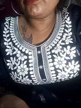 Snapshot of Delhi_Patola chatting on 04/25/26, 08:50 Delhi Patola online show from 04/25/26, 08:50