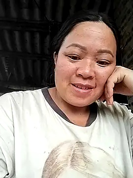 Snapshot of Min-in chatting on 04/10/26, 10:42 Min-in online show from 04/10/26, 10:42