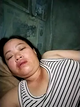 Snapshot of Min-in chatting on 04/10/26, 10:47 Min-in online show from 04/10/26, 10:47