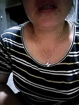 Snapshot of Min-in chatting on 04/18/26, 10:10 Min-in online show from 04/18/26, 10:10