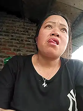 Snapshot of Min-in chatting on 04/25/26, 07:33 Min-in online show from 04/25/26, 07:33