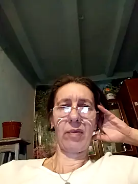 Snapshot of Tania9876 chatting on 04/02/26, 09:23 Tania9876 online show from 04/02/26, 09:23