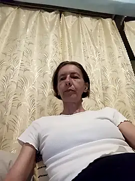 Tania9876 online show from 06/06/26, 06:34
