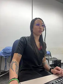 Snapshot of mina_harker chatting on 04/17/26, 03:59 mina harker online show from 04/17/26, 03:59