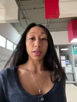 Snapshot of mina_harker chatting on 04/25/26, 01:52 mina harker online show from 04/25/26, 01:52