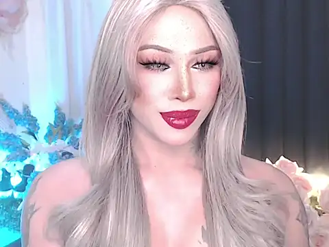 Snapshot of Ms_amor_powers_ts chatting on 04/10/26, 06:45 Ms amor powers ts online show from 04/10/26, 06:45