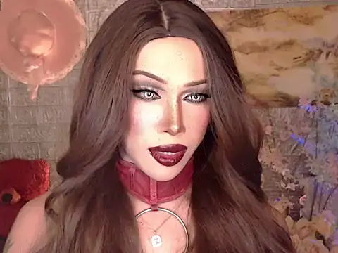 Snapshot of Ms_amor_powers_ts chatting on 04/23/26, 05:52 Ms amor powers ts online show from 04/23/26, 05:52