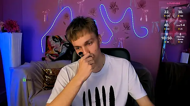 Snapshot of john_lik chatting on 05/01/26, 07:18 john lik online show from 05/01/26, 07:18