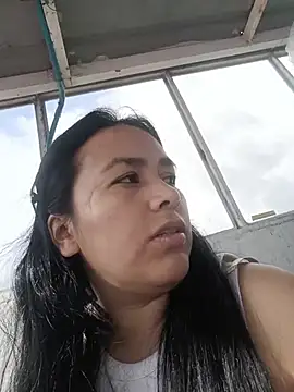 Snapshot of Karla__Morrison chatting on 04/21/26, 08:34 Karla Morrison online show from 04/21/26, 08:34