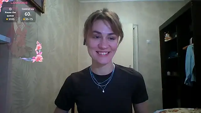 Snapshot of ElenoreHolguin chatting on 03/22/26, 03:15 ElenoreHolguin online show from 03/22/26, 03:15