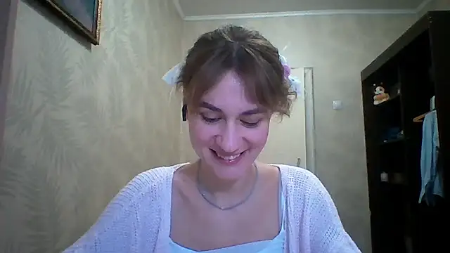 Snapshot of ElenoreHolguin chatting on 03/27/26, 03:12 ElenoreHolguin online show from 03/27/26, 03:12