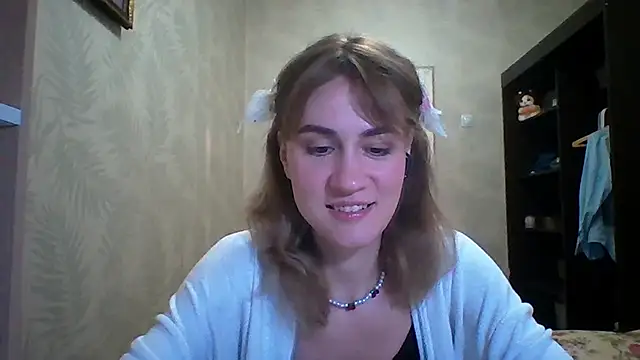 Snapshot of ElenoreHolguin chatting on 03/31/26, 05:35 ElenoreHolguin online show from 03/31/26, 05:35