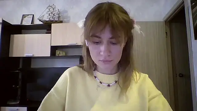 Snapshot of ElenoreHolguin chatting on 04/10/26, 09:14 ElenoreHolguin online show from 04/10/26, 09:14