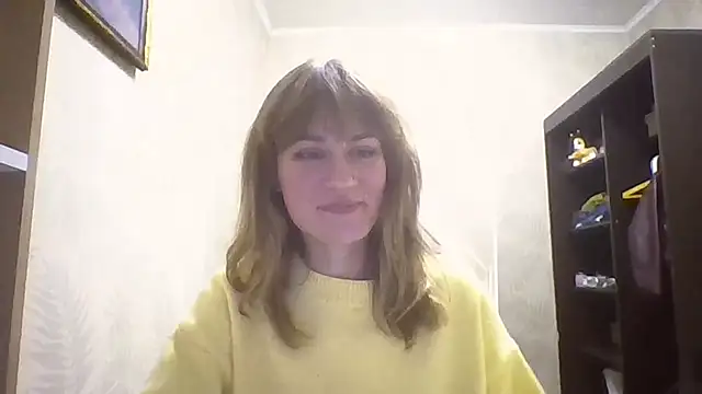 Snapshot of ElenoreHolguin chatting on 04/18/26, 07:07 ElenoreHolguin online show from 04/18/26, 07:07