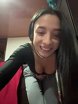 Snapshot of nami_rosee chatting on 03/27/26, 01:55 nami rosee online show from 03/27/26, 01:55