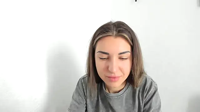 Snapshot of summmmersky1 chatting on 03/22/26, 09:23 summmmersky1 online show from 03/22/26, 09:23