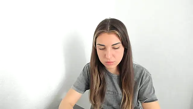 Snapshot of summmmersky1 chatting on 03/29/26, 09:31 summmmersky1 online show from 03/29/26, 09:31