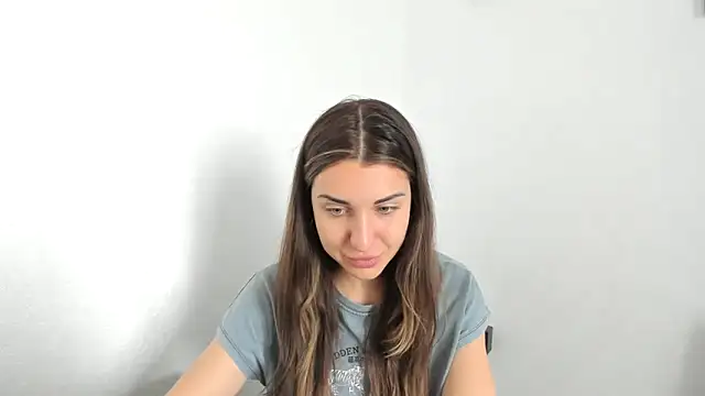 Snapshot of summmmersky1 chatting on 04/09/26, 11:26 summmmersky1 online show from 04/09/26, 11:26