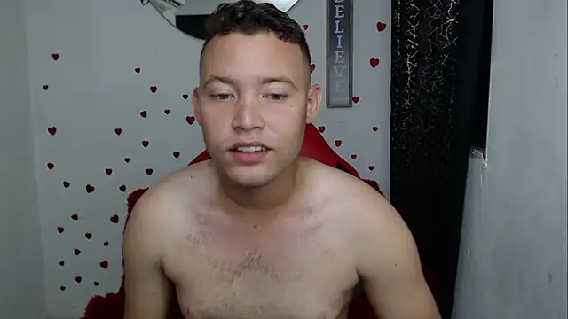 Snapshot of sven_fox723 chatting on 03/24/26, 12:21 sven fox723 online show from 03/24/26, 12:21