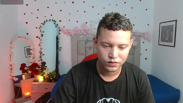 Snapshot of sven_fox723 chatting on 04/06/26, 12:08 sven fox723 online show from 04/06/26, 12:08