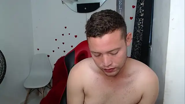 Snapshot of sven_fox723 chatting on 04/07/26, 01:00 sven fox723 online show from 04/07/26, 01:00