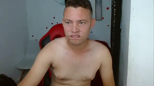 Snapshot of sven_fox723 chatting on 04/13/26, 12:10 sven fox723 online show from 04/13/26, 12:10