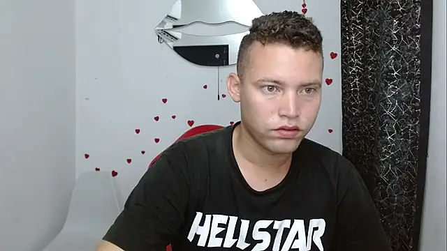 Snapshot of sven_fox723 chatting on 04/16/26, 11:44 sven fox723 online show from 04/16/26, 11:44