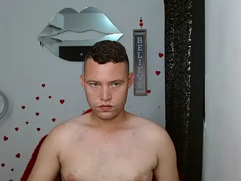 Snapshot of sven_fox723 chatting on 05/05/26, 12:35 sven fox723 online show from 05/05/26, 12:35