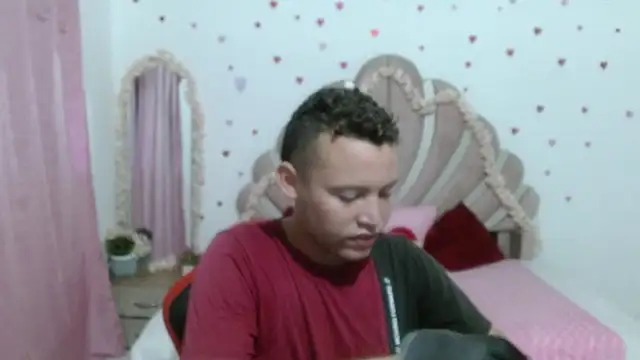 Snapshot of sven_fox723 chatting on 06/04/26, 12:44 sven fox723 online show from 06/04/26, 12:44