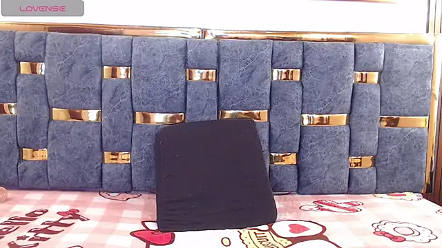 Snapshot of _mery67 chatting on 04/24/26, 04:15 mery67 online show from 04/24/26, 04:15