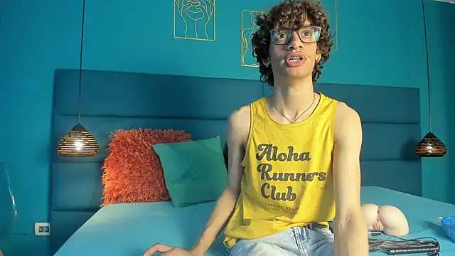 Snapshot of willturneer chatting on 03/29/26, 03:50 willturneer online show from 03/29/26, 03:50