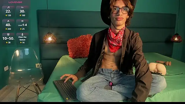 Snapshot of willturneer chatting on 04/10/26, 01:33 willturneer online show from 04/10/26, 01:33