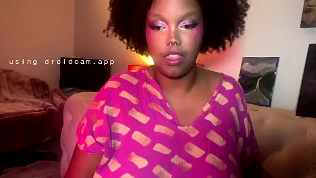 Snapshot of juicy_janet chatting on 04/03/26, 11:03 juicy janet online show from 04/03/26, 11:03