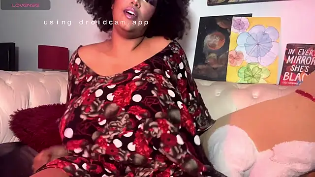 Snapshot of juicy_janet chatting on 04/06/26, 07:26 juicy janet online show from 04/06/26, 07:26