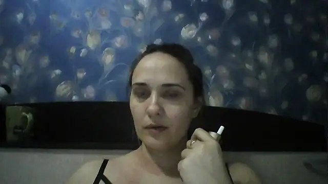 Snapshot of Alisa07qw chatting on 03/20/26, 07:19 Alisa07qw online show from 03/20/26, 07:19