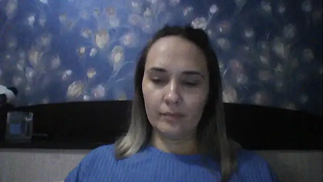 Snapshot of Alisa07qw chatting on 03/21/26, 10:20 Alisa07qw online show from 03/21/26, 10:20