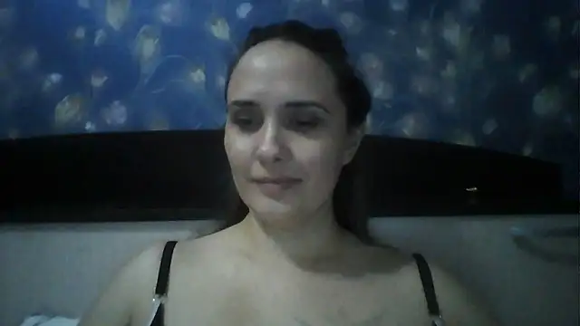 Snapshot of Alisa07qw chatting on 03/24/26, 02:22 Alisa07qw online show from 03/24/26, 02:22