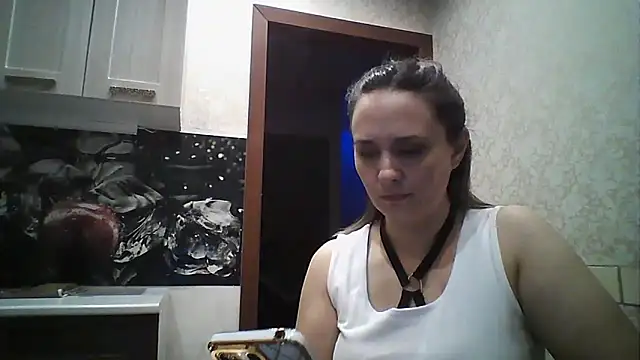 Snapshot of Alisa07qw chatting on 03/28/26, 04:28 Alisa07qw online show from 03/28/26, 04:28
