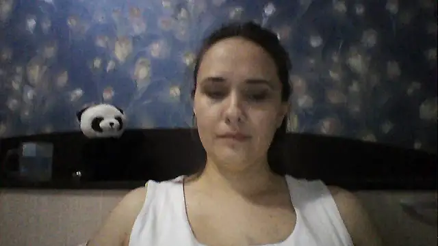 Snapshot of Alisa07qw chatting on 03/29/26, 01:00 Alisa07qw online show from 03/29/26, 01:00