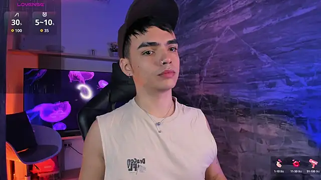 Snapshot of NicoKinggs_ chatting on 04/01/26, 01:41 NicoKinggs online show from 04/01/26, 01:41