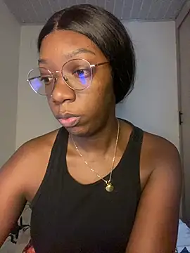 Snapshot of GaiaFiore chatting on 03/28/26, 09:31 GaiaFiore online show from 03/28/26, 09:31