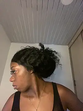 Snapshot of GaiaFiore chatting on 03/30/26, 09:21 GaiaFiore online show from 03/30/26, 09:21