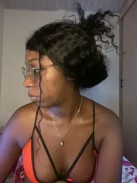 Snapshot of GaiaFiore chatting on 04/02/26, 09:29 GaiaFiore online show from 04/02/26, 09:29