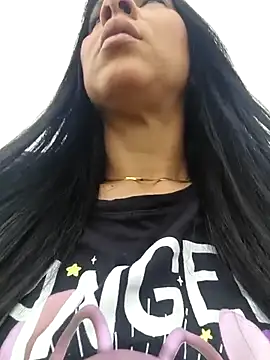 Snapshot of Camillemonroe_ chatting on 03/12/26, 11:49 Camillemonroe online show from 03/12/26, 11:49