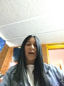 Snapshot of Camillemonroe_ chatting on 03/20/26, 01:16 Camillemonroe online show from 03/20/26, 01:16