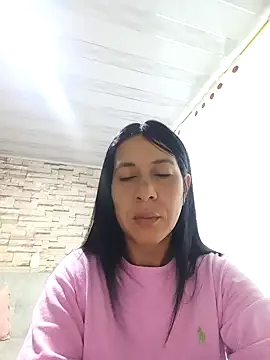 Snapshot of Camillemonroe_ chatting on 03/21/26, 11:04 Camillemonroe online show from 03/21/26, 11:04