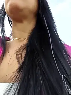 Snapshot of Camillemonroe_ chatting on 04/10/26, 11:59 Camillemonroe online show from 04/10/26, 11:59